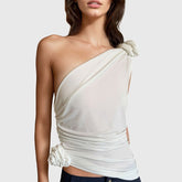 Haut asymétrique blanc avec fleurs