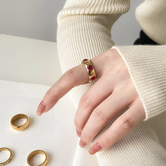 Petite Pearls Rings