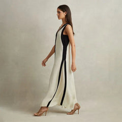 Maxi-Puff-Kleid mit V-Ausschnitt und Ärmeln