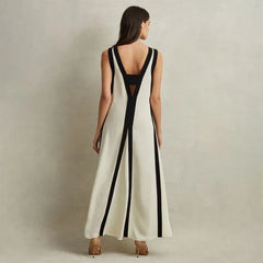 Maxi-Puff-Kleid mit V-Ausschnitt und Ärmeln