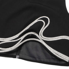 Débardeur court asymétrique à découpes et bordures en cristal sans manches à col rond