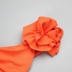 Robe de soirée longue asymétrique à une épaule avec découpe à la taille et drapé froncé