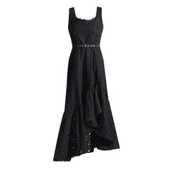 Robe d'été mi-longue à ceinture et col carré avec ourlet asymétrique et broderie anglaise à fleurs de style bohème