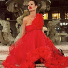 Robe longue évasée à une épaule en tulle avec appliques florales 3D exagérées