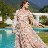 Robe longue à volants en tulle à imprimé floral à col ras du cou et manches 3/4 de style français
