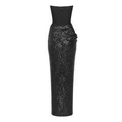 Glamouröses Tube-Top mit Herzausschnitt, drapiertem Paillettenrock mit hohem Schlitz und passendem Set