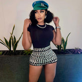 Luxuriöse Booty-Shorts mit Strass-Dekor und hohem Bund und Reißverschluss hinten