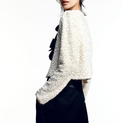 Luxuriöse kurze Samtjacke mit großer Fliege, Rundhalsausschnitt, langen Ärmeln und Pailletten