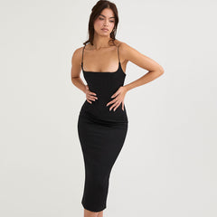 Robe mi-longue luxueuse en satin à bretelles spaghetti et col carré - Noir