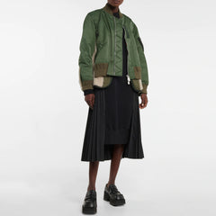 Übergroße Bomberjacke mit mehrlagigem Kunstwoll-Einsatz und Kordelzug und Reißverschluss - Armeegrün