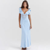Sexy Maxikleid mit Fischschwanz, plissiertem Tiefausschnitt und Puffärmeln aus seidigem Satin und transparenter Spitze
