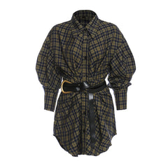 Chemise à carreaux longue à col boutonné et ceinture à épaules tombantes de style victorien