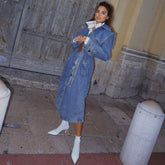 Trench-coat en denim à effet usé avec col boutonné et ceinture vintage à double boutonnage