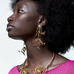 Boucles d'oreilles pendantes en forme de fleur plaquées polies et exagérées de style vintage