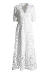 Robe longue blanche Emily in Paris