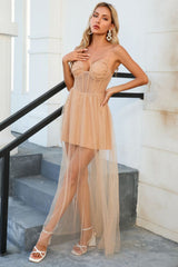 Korsettkleid mit Kristallverzierung