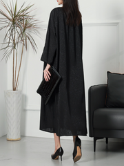 Robe mi-longue brodée à manches longues et col rond