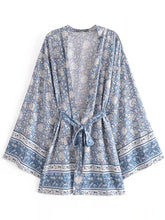 Robe de plage courte en coton bleu à imprimé feuilles
