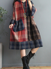 Lockeres Kleid aus karierter Baumwolle mit großen Taschen und Kapuze