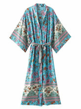 Bedrucktes blaues Baumwoll-Langkleid, Kimono-Staubmantel