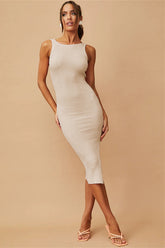 Pinko Strickkleid mit offener Vorder- und Rückseite