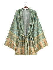 Veste kimono courte. Peignoir kimono court. Kimono imprimé bohème