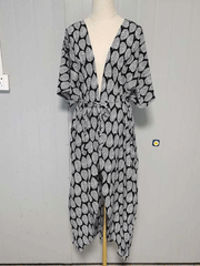 Robe longue kimono en polyester imprimé noir et jaune