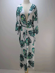 Robe longue kimono en polyester blanc à imprimé feuilles pour pique-nique