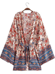 Robe courte kimono en coton à imprimé floral violet, vert et beige