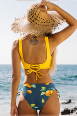 Maillot de bain à lacets croisés sur le devant