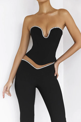 Set aus Korsett mit Kristallbesatz und verzierter Hose