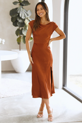 Robe mi-longue en satin Get In Formation