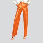 Pantalon en jean ciré à jambe large pour femme