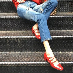 Escarpins Mary Jane classiques en cuir verni à talon carré et bride à boucle - Bordeaux