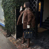 Übergroße Steppjacke mit langen Ärmeln und Knopfleiste, Pattentasche - Schokolade