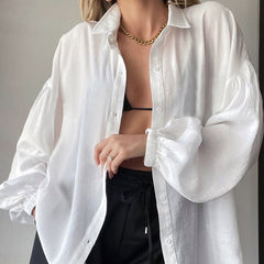 Oversize-Hemd mit Strukturmuster, überschnittener Schulter und Bischofsärmeln, Button-Up-Kragen - Weiß