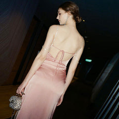 Robe longue dos nu fendue à col bénitier et bordures en strass scintillants - Rose