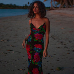 Robe longue à imprimé floral de style vintage avec col bénitier - Noir