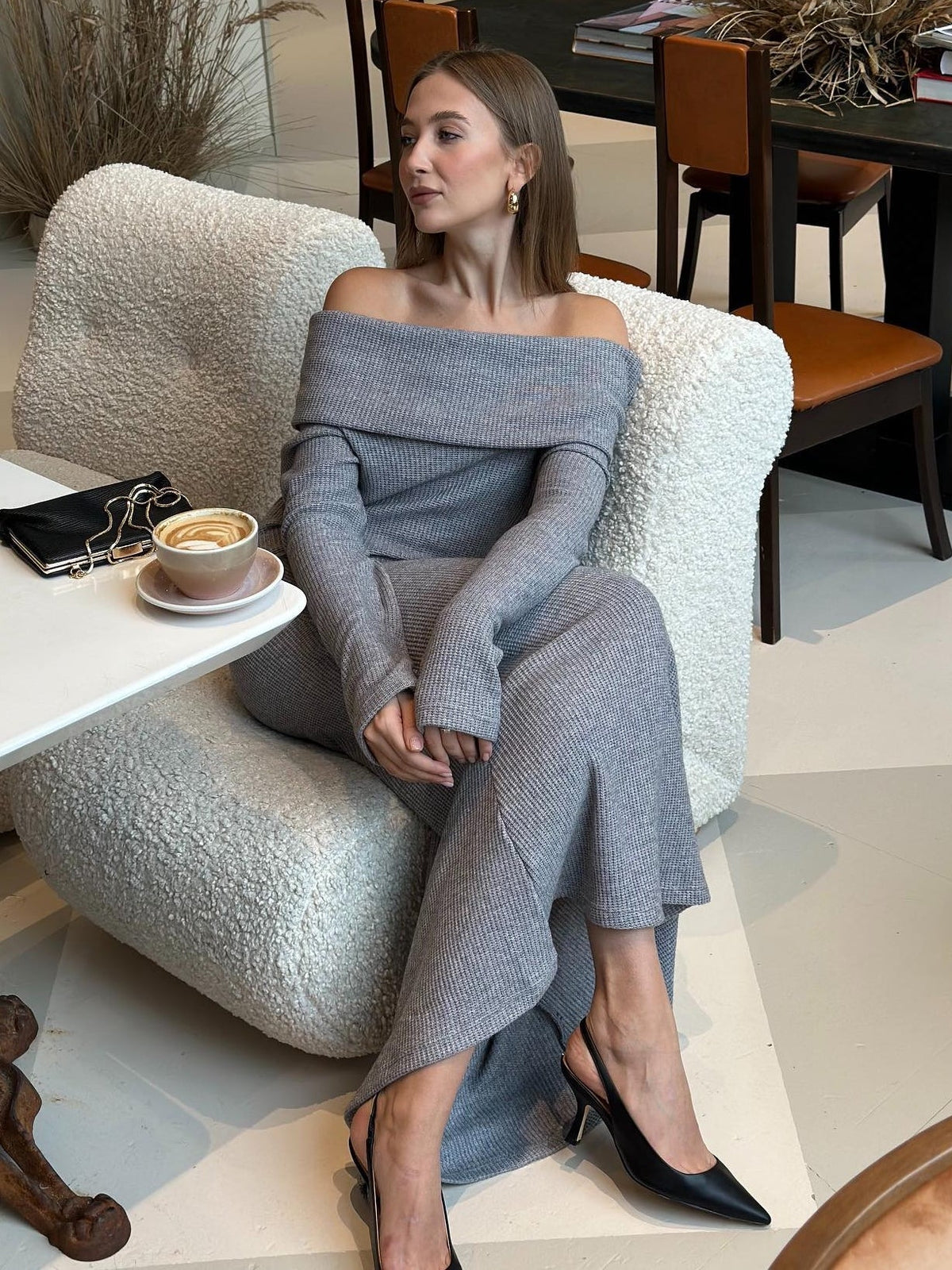 Off-shoulder knit maxi dress