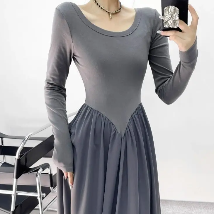 GRAUES MAXI-Kleid mit V-Taille