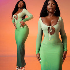 YAYOU figurbetontes Maxikleid mit Farbverlauf