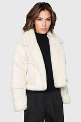 Kurze Jacke mit Pelz - Weiß