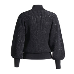 Glitzernder Pullover mit hohem Halsausschnitt und Ballonärmeln aus metallischem Lurex-Rippstrick