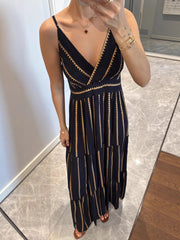 A Printed V-Neck Pleated Large Hem Dress