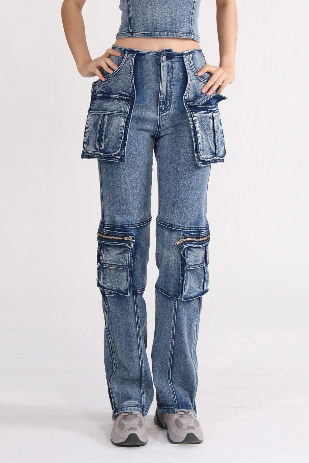 High-Rise-Cargo-Jeans - Blau