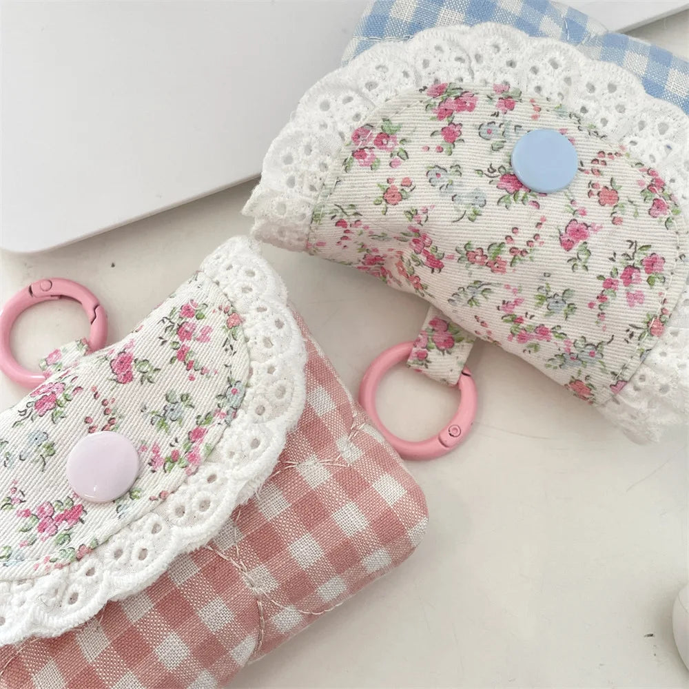 Sweet Simplicity Coin Bag