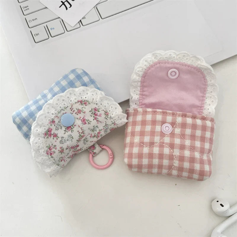 Sweet Simplicity Coin Bag