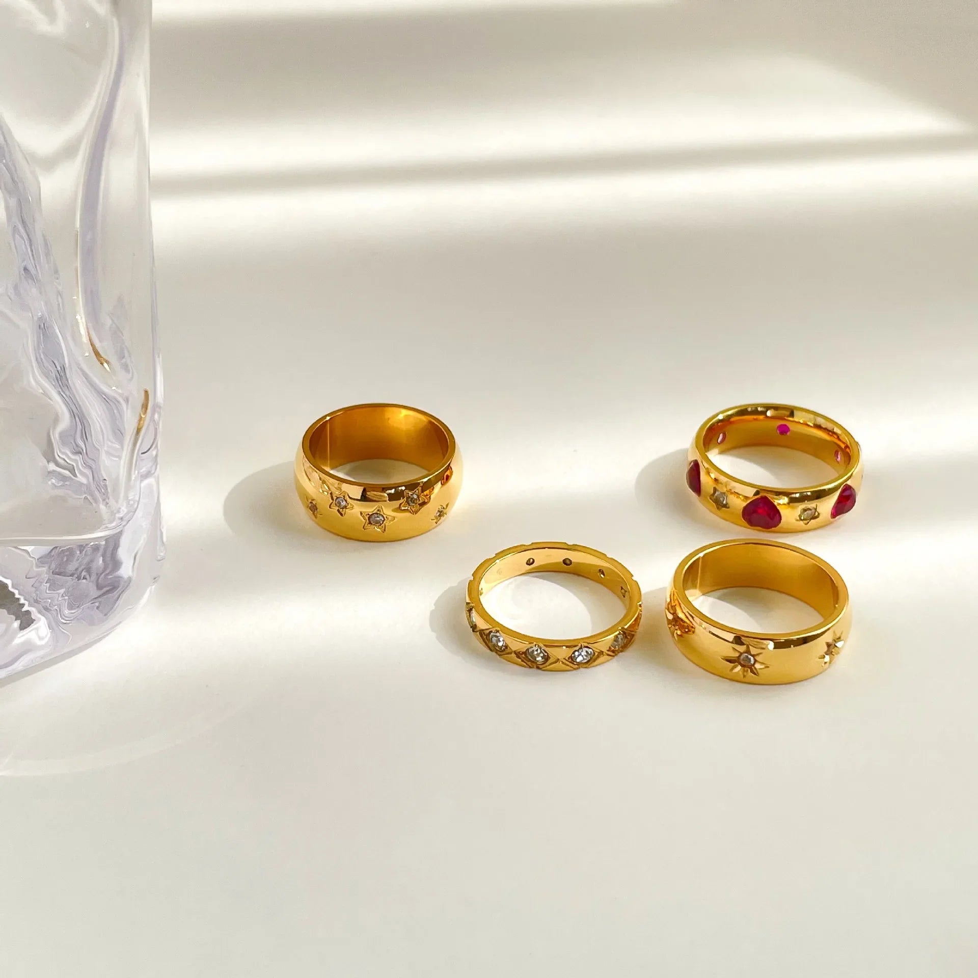 Petite Pearls Rings