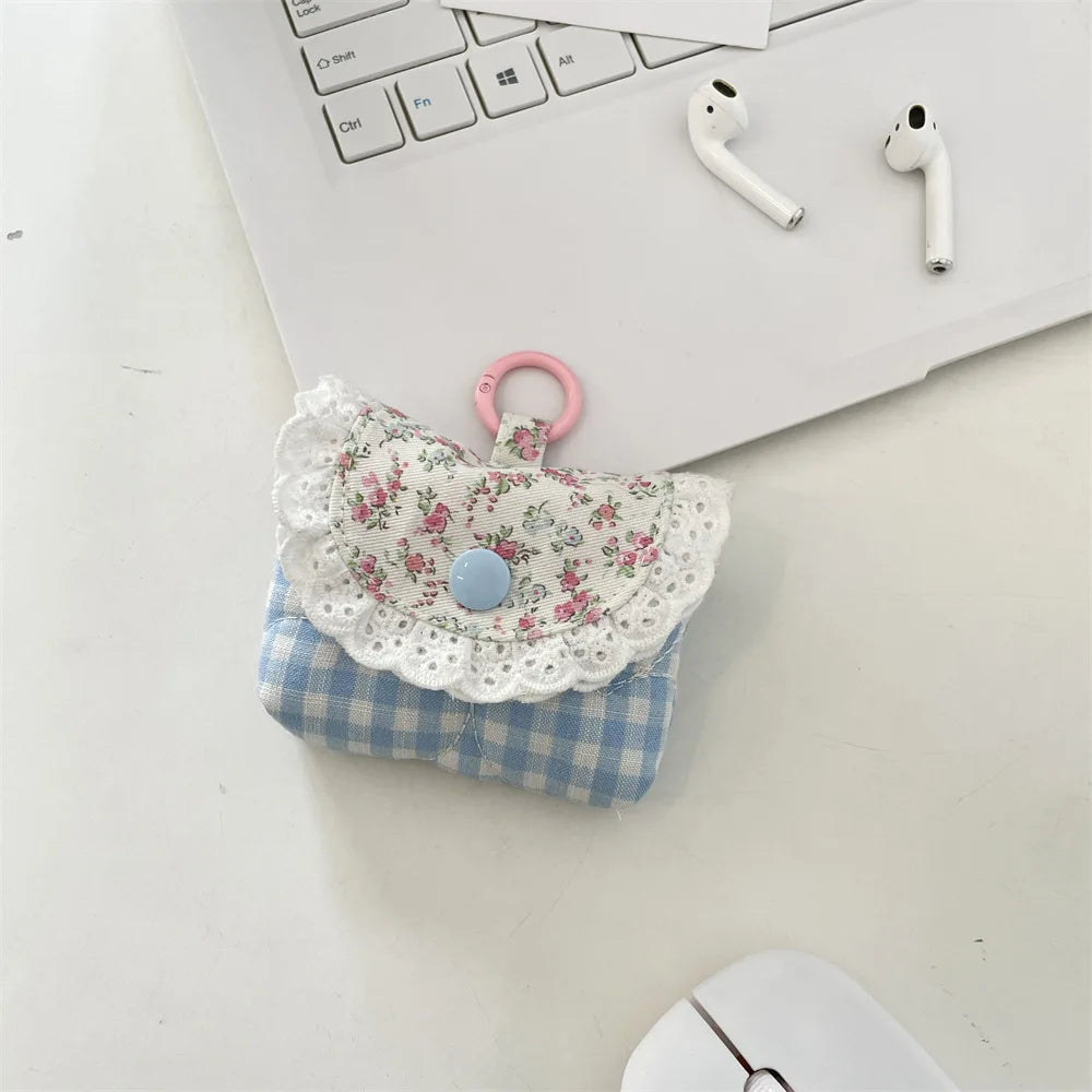 Sweet Simplicity Coin Bag
