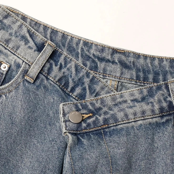 JEANS À FERMETURE IRRÉGULIÈRE